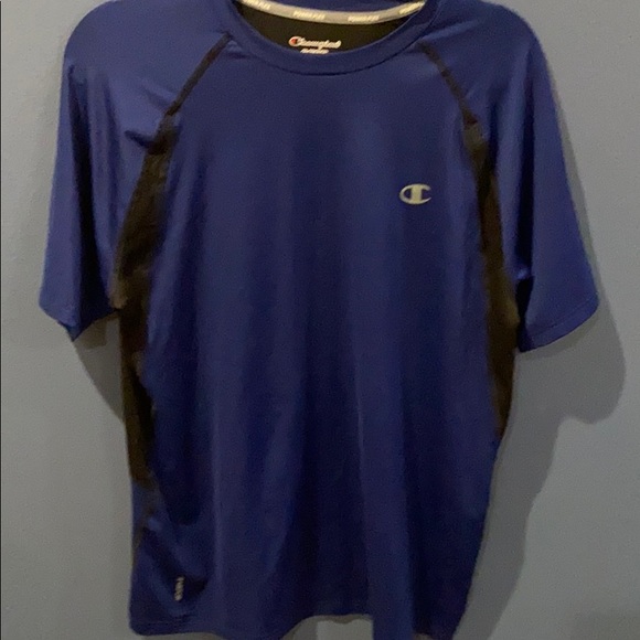 Champion Other - Men’s large champion dry fit tshirt
ITEM#45